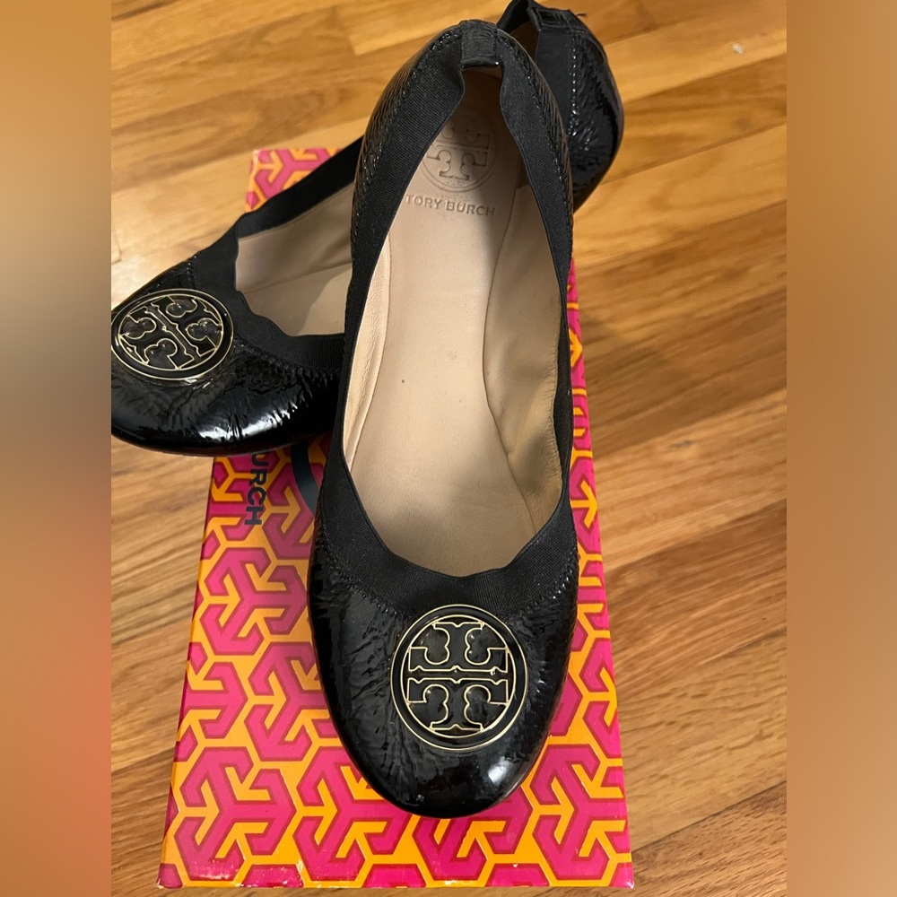 Tory Burch Caroline Ballet flats - black, size 8.